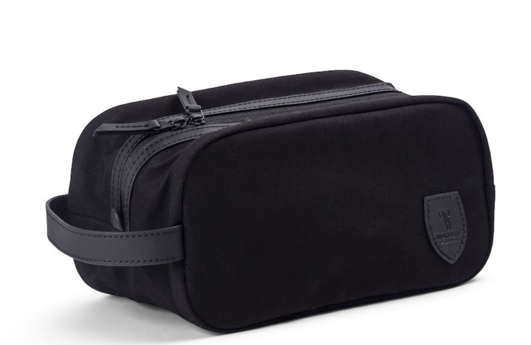  - Orrefors Hunting Necessär