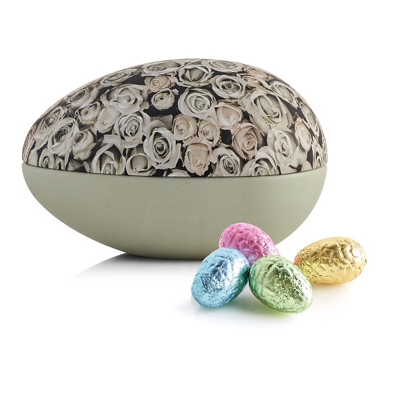  - Metallägg - Rosor 260 g. Lyxchokladägg i folie