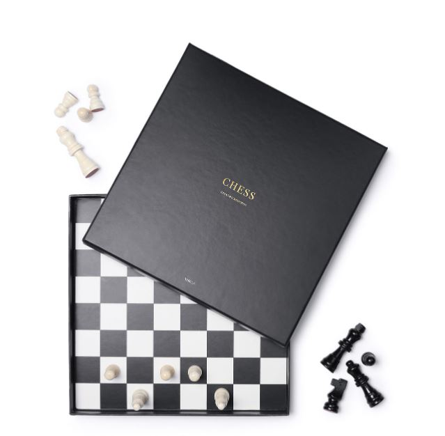  - Chess Coffe Table Game